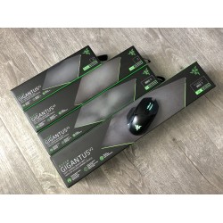 RAZER GIGANTUS V2-MEDIUM--Soft Gaming Mouse Mat, Thick High Density Rubber Foam, Anti Slip Rubber Base, Medium Size (360 x 275) mm